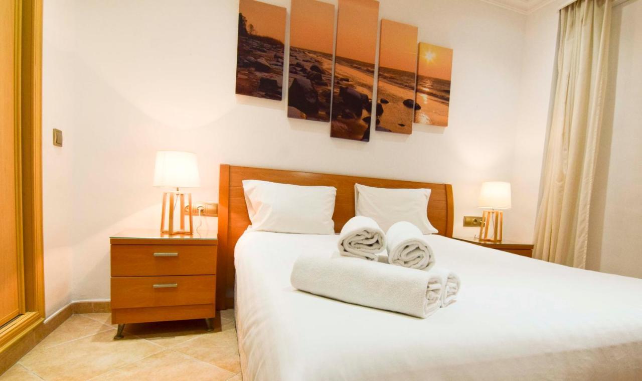 Letmalaga Banos Del Carmen One Apartment Bagian luar foto
