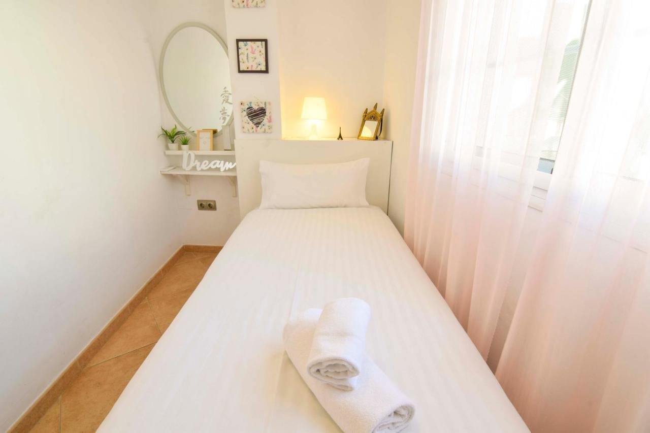 Letmalaga Banos Del Carmen One Apartment Bagian luar foto
