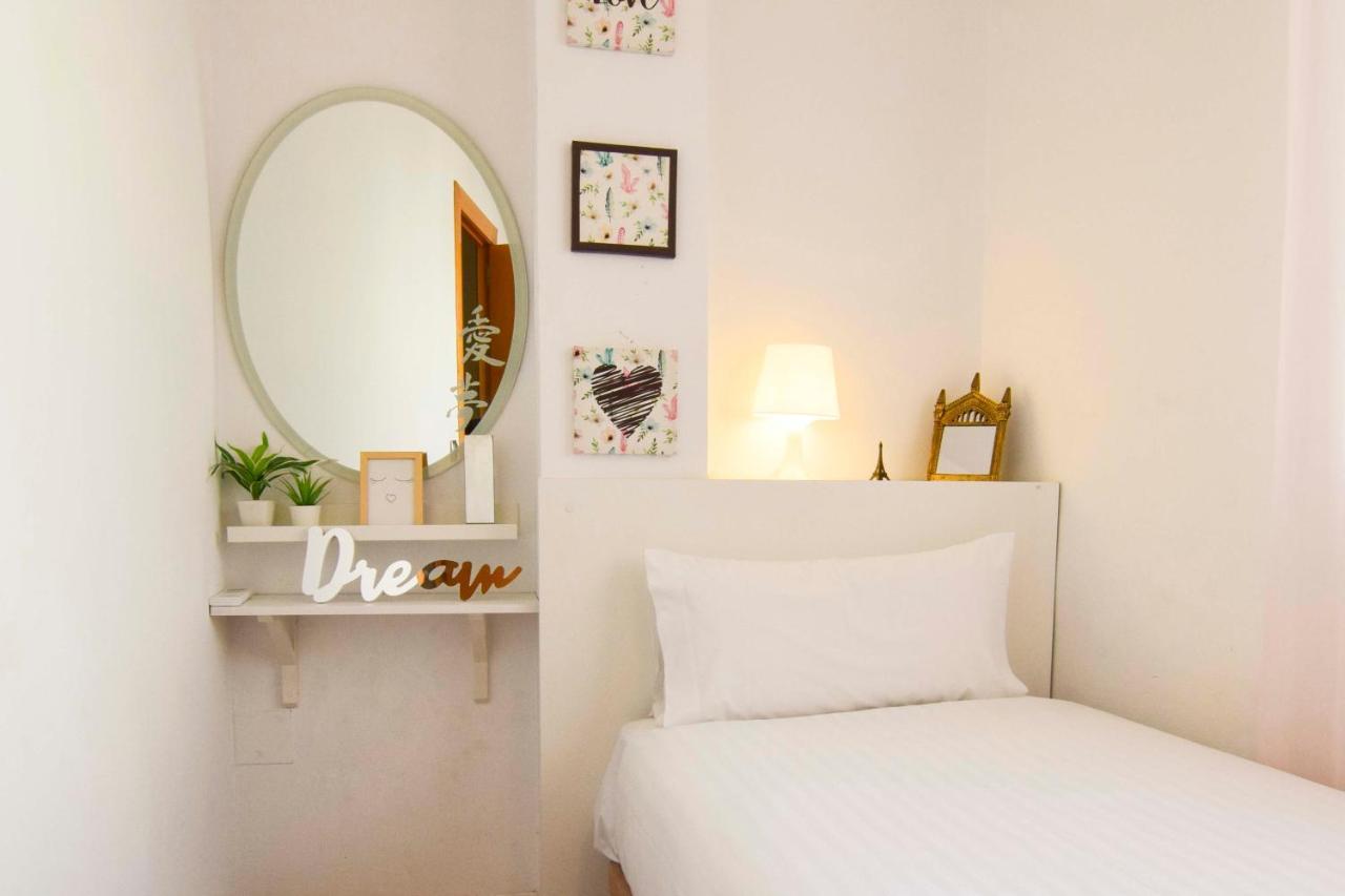 Letmalaga Banos Del Carmen One Apartment Bagian luar foto